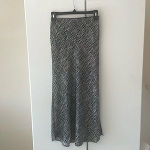 Lulus satin black and white maxi skirt